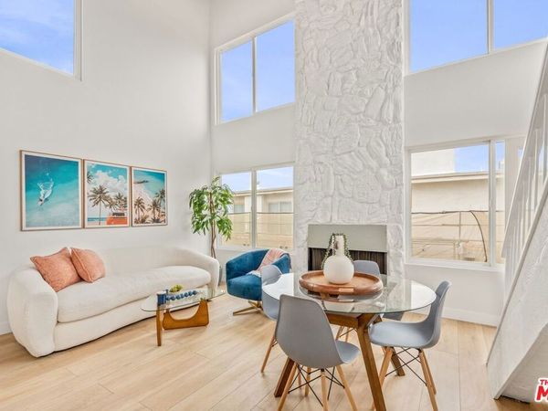 16 Quarterdeck Street, Unit 301, Marina Del Rey, CA 90292