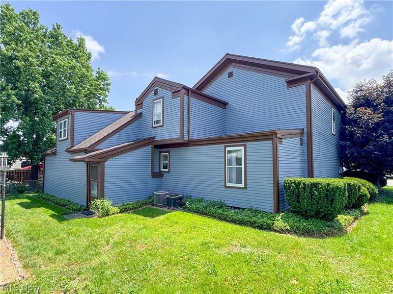 32 Romaine Avenue, Boardman, OH 44512 Photo 4