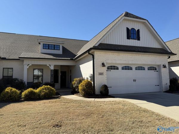 445 Legend Oak Way, Huntsville, AL 35824