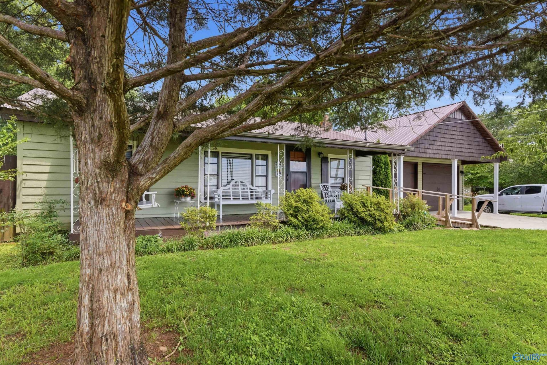 507 Saint Clair Road, New Market, AL 35761 Main Photo
