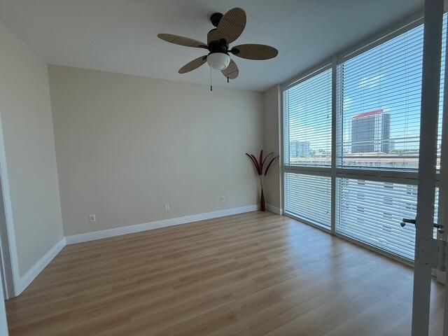 1945 S Ocean Drive, Unit 509, Hallandale Beach, FL 33009 Photo