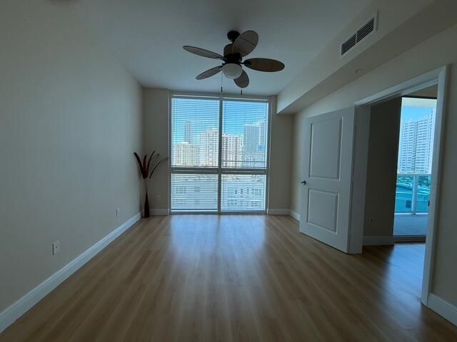 1945 S Ocean Drive, Unit 509, Hallandale Beach, FL 33009 Photo