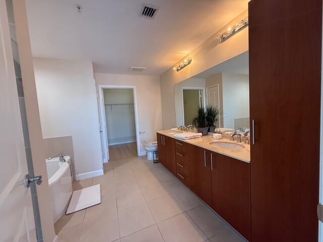 1945 S Ocean Drive, Unit 509, Hallandale Beach, FL 33009 Photo