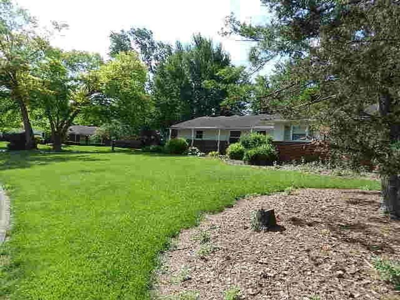 1475 London Drive , Columbus, OH 43221 Photo 2