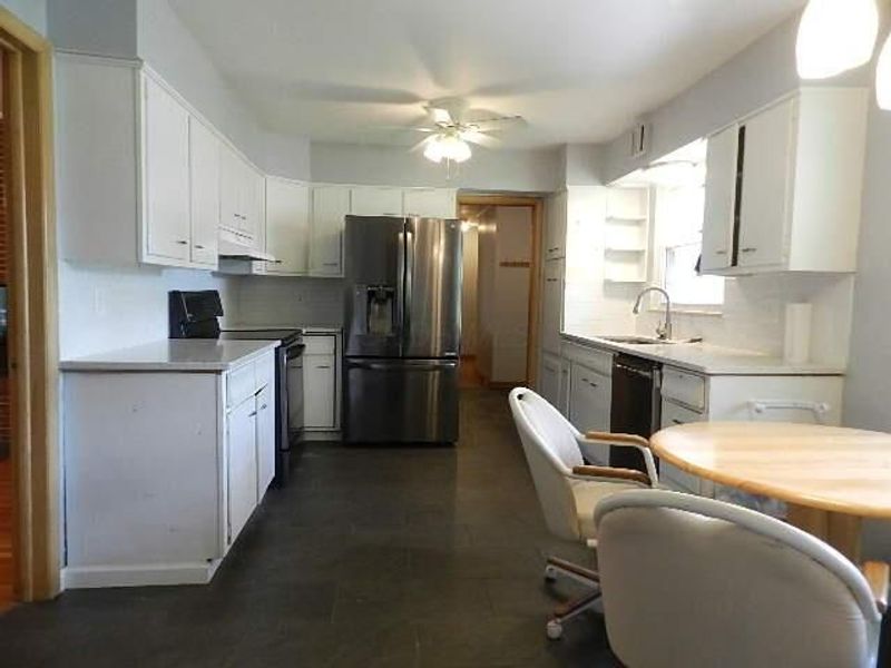 1475 London Drive , Columbus, OH 43221 Photo 8