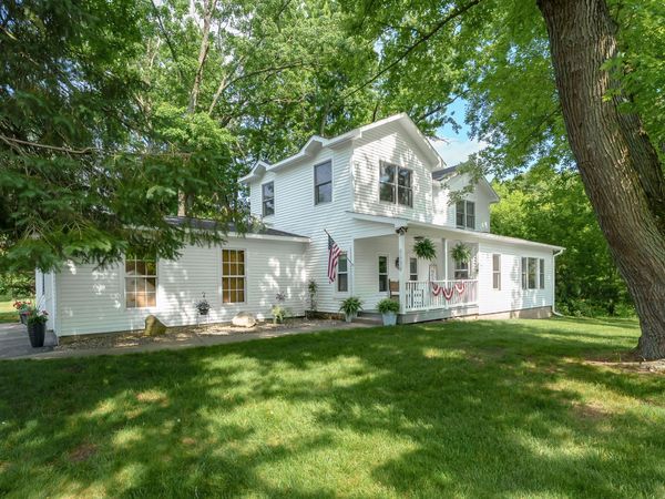 8650 S 2nd Street, Mattawan, MI 49071