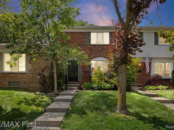 4905 Coventry Street, Royal Oak, MI 48073