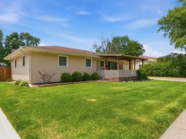 5457 Redwood Avenue , Portage, IN 46368