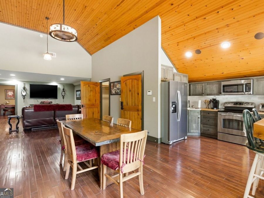 Property Image 126