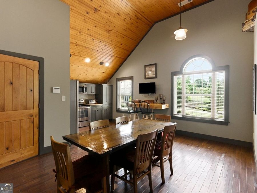 Property Image 128