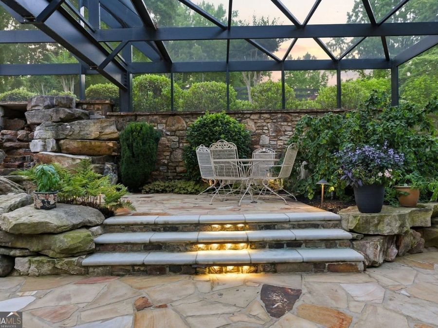 Property Image 182