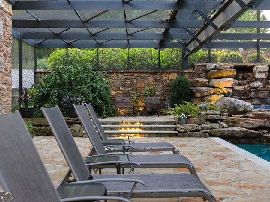 Property Image 184