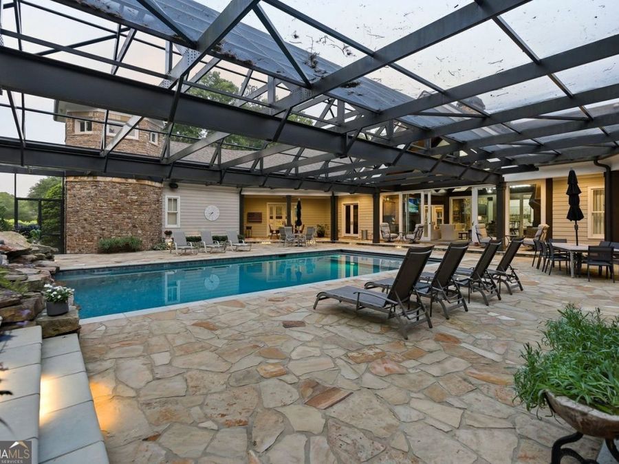 Property Image 185