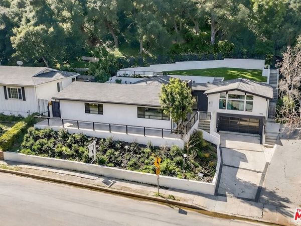 3873 Royal Woods Drive, Sherman Oaks, CA 91403