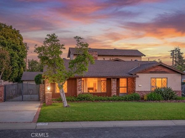 2316 N Orange W, Upland, CA 91784