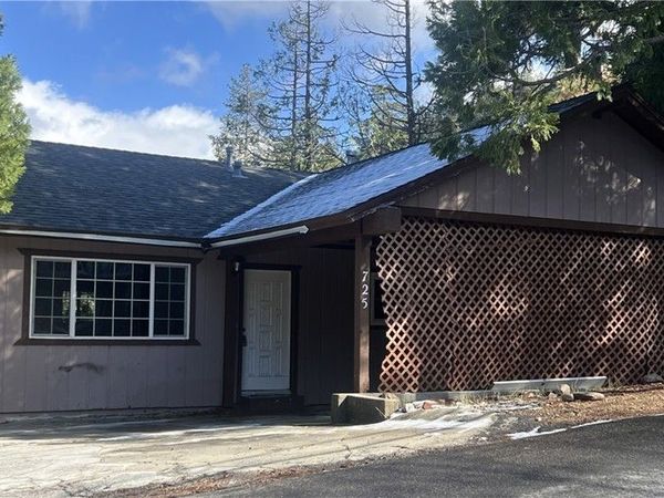 725 Tyrol Drive, Crestline, CA 92325