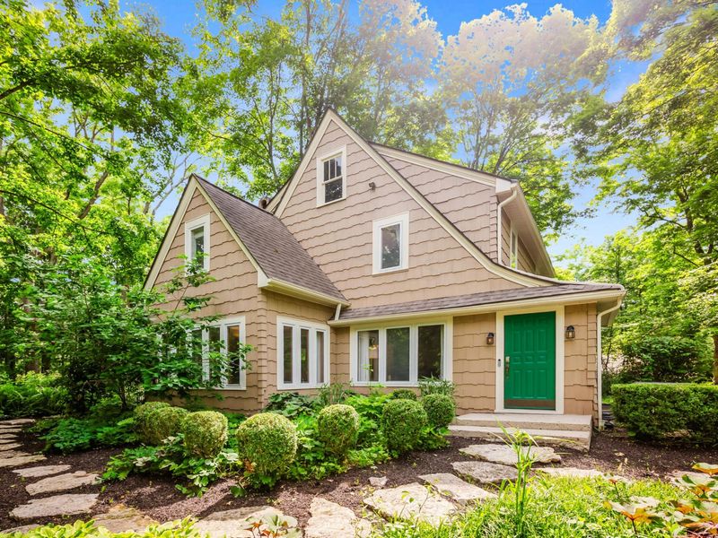 8289 Olentangy River Road, Columbus, OH 43235 Photo 1