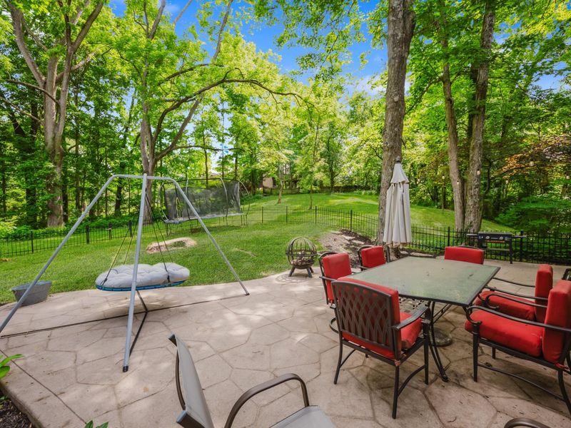 8289 Olentangy River Road, Columbus, OH 43235 Photo 2
