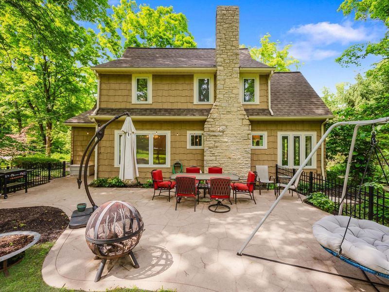 8289 Olentangy River Road, Columbus, OH 43235 Photo 3