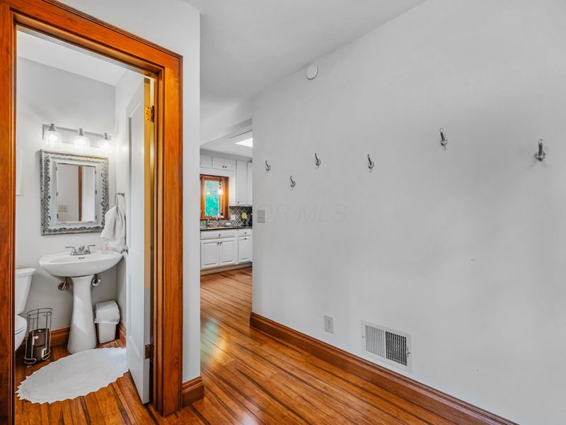 8289 Olentangy River Road, Columbus, OH 43235 Photo 30