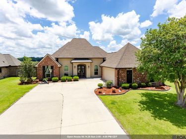 807 Spanish Oaks Dr, Brusly, LA 70719