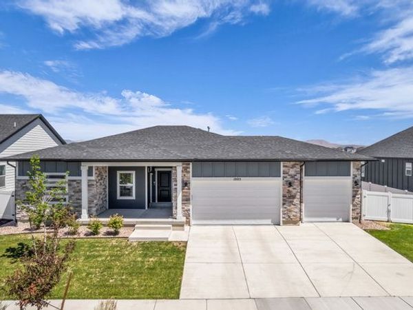 1005 E ANTELOPE DR , Eagle Mountain, UT 84005