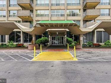 1001 CITY AVENUE, Unit E-307, WYNNEWOOD, PA 19096