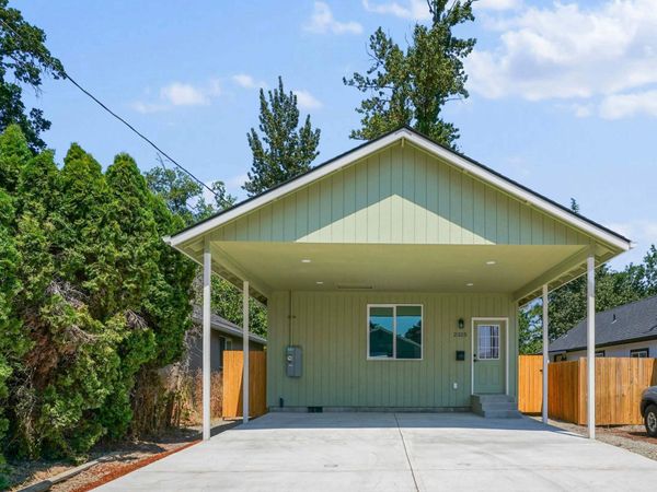 2325 Townsend Wy SE, Salem, OR 97301