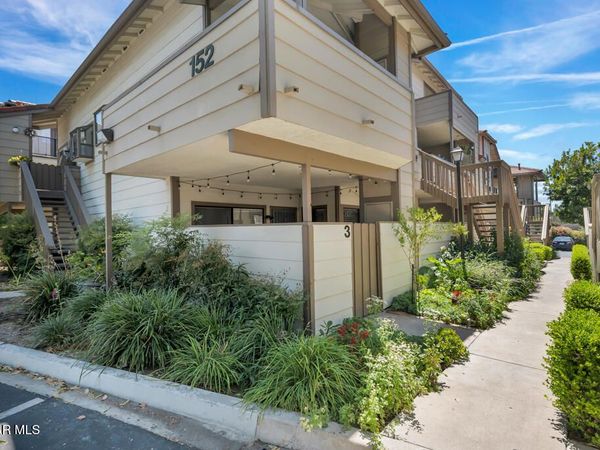 152 Maegan Place, Unit 2, Thousand Oaks, CA 91362