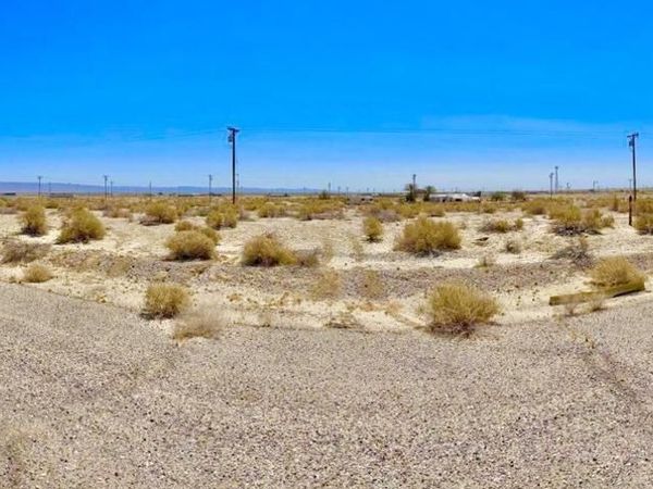 2164 Columbia Avenue, Thermal, CA 92274