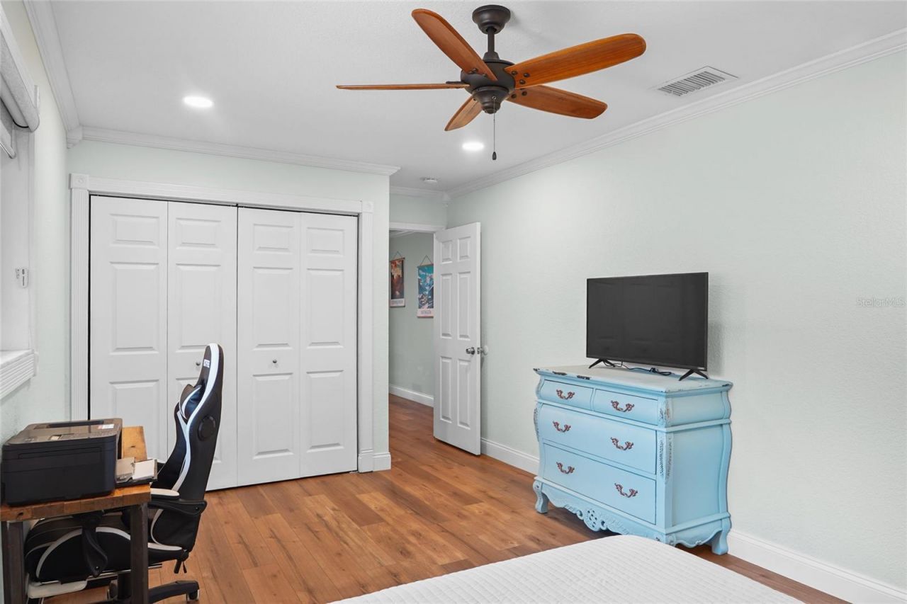 9545 135th Street , Seminole, FL 33776 Photo