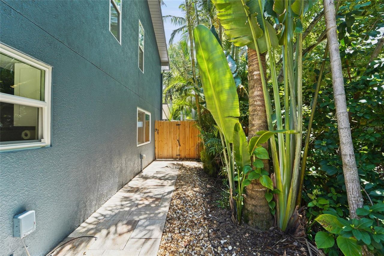 9545 135th Street , Seminole, FL 33776 Photo