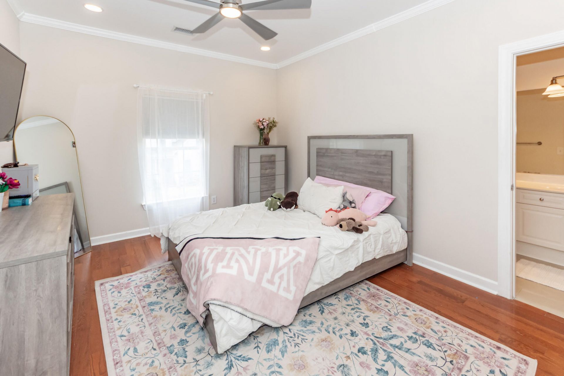 1752 James Basford Place Photo 42