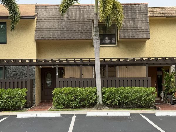 1114 NW 79th Drive, Plantation, FL 33322