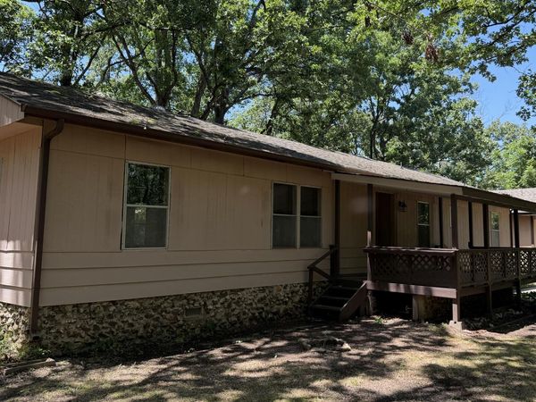 8879 Douglas Place , Seneca, MO 64865