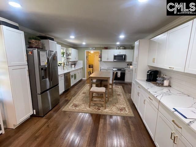 204 Breezy Hill Road  Photo 8