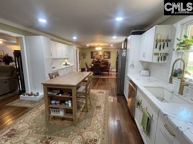 204 Breezy Hill Road  Photo 9