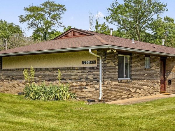 1208 Woodbrook , Unit 310, Columbus, OH 43223