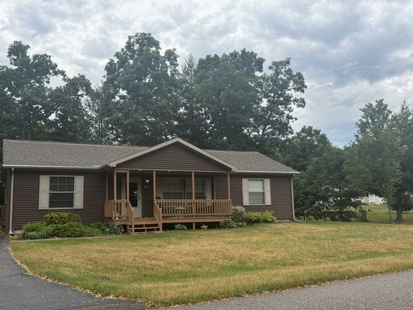 303 Berry Lane, Wisconsin Dells, WI 53965
