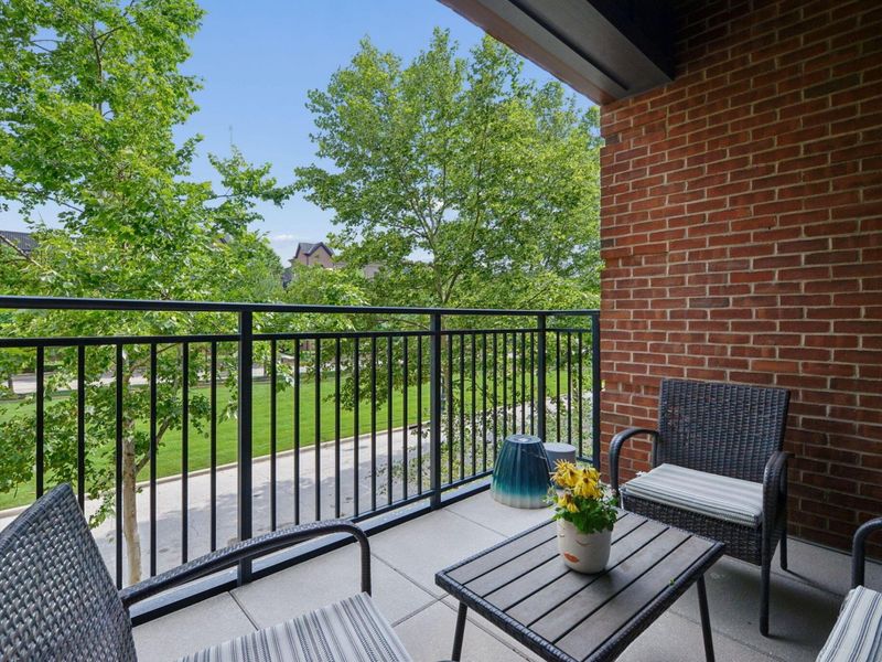 828 Bobcat Avenue, Unit 207, Columbus, OH 43212 Photo 12