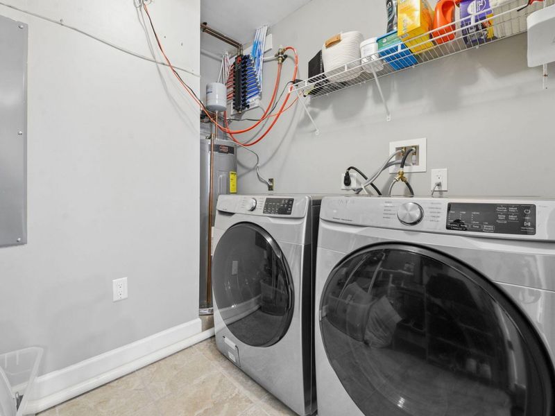 828 Bobcat Avenue, Unit 207, Columbus, OH 43212 Photo 14