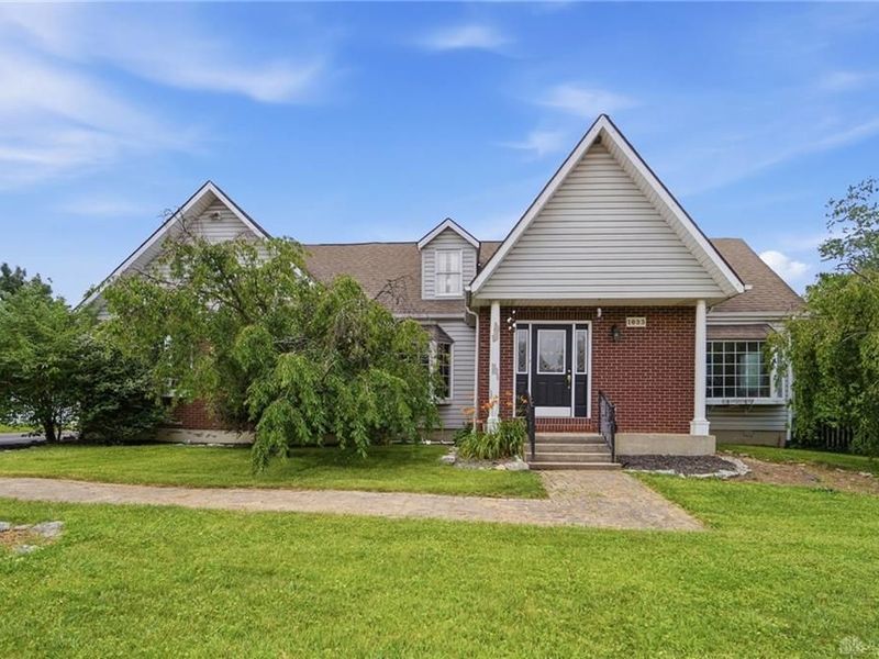 1033 S Heincke Road, Miamisburg, OH 45342 Photo 1