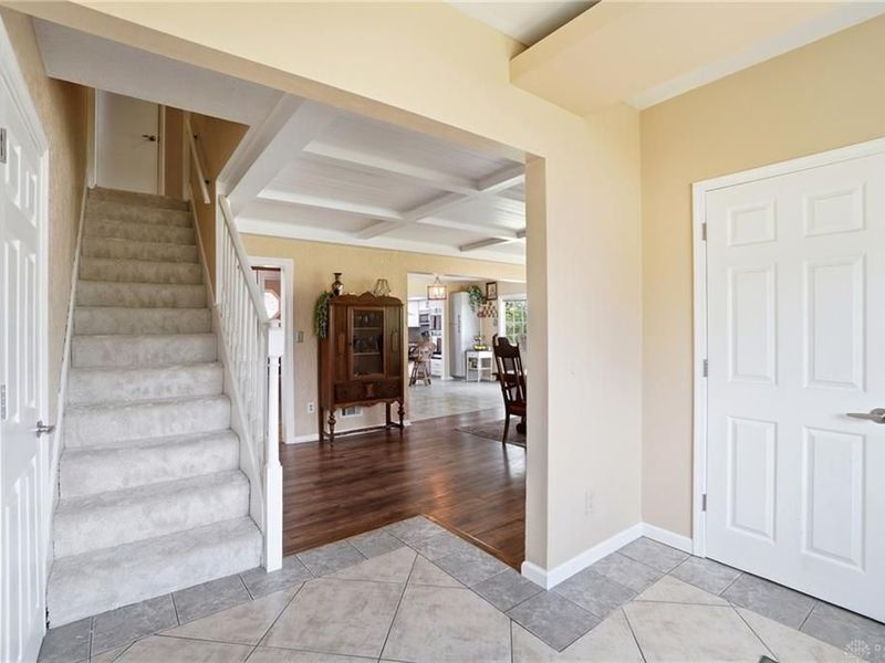 1033 S Heincke Road, Miamisburg, OH 45342 Photo 8