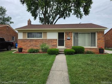 29421 Mark Avenue, Madison Heights, MI 48071