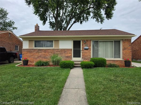 29421 Mark Avenue, Madison Heights, MI 48071