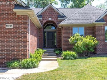 10295 Northridge Court, White Lake Twp, MI 48386