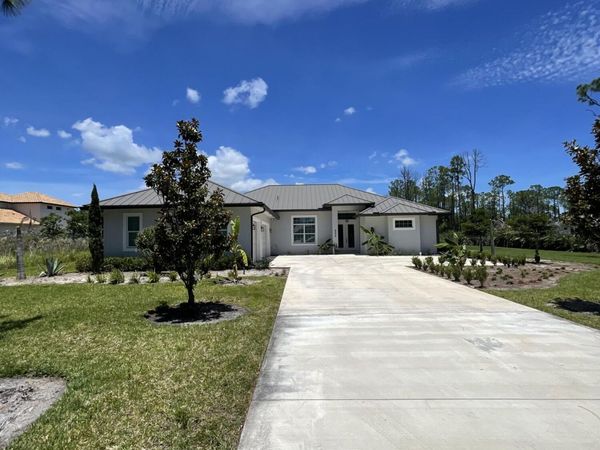 8036 Spendthrift Lane, Port St. Lucie, FL 34986