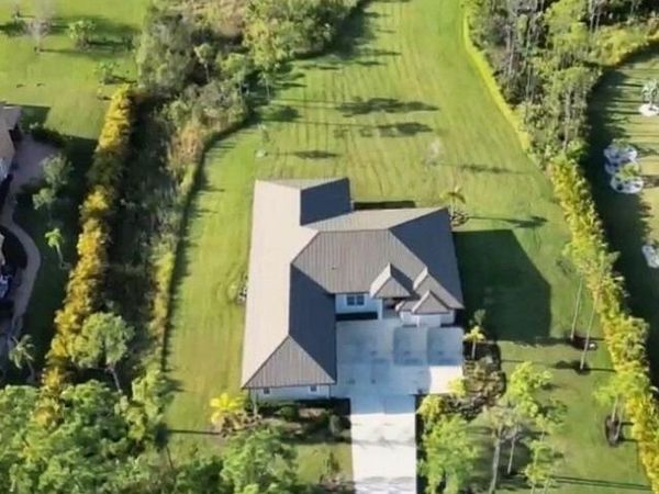 8036 Spendthrift Lane, Port St. Lucie, FL 34986