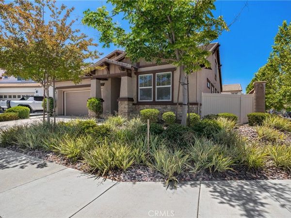 24261 Pistachio Street, Murrieta, CA 92562