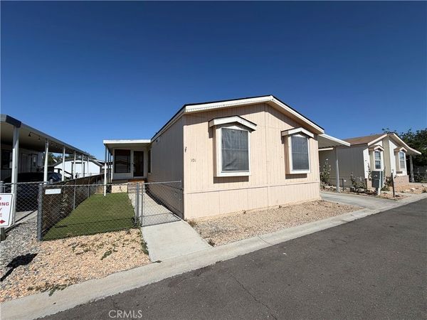 20843 Waalew, Unit C101, Apple Valley, CA 92307